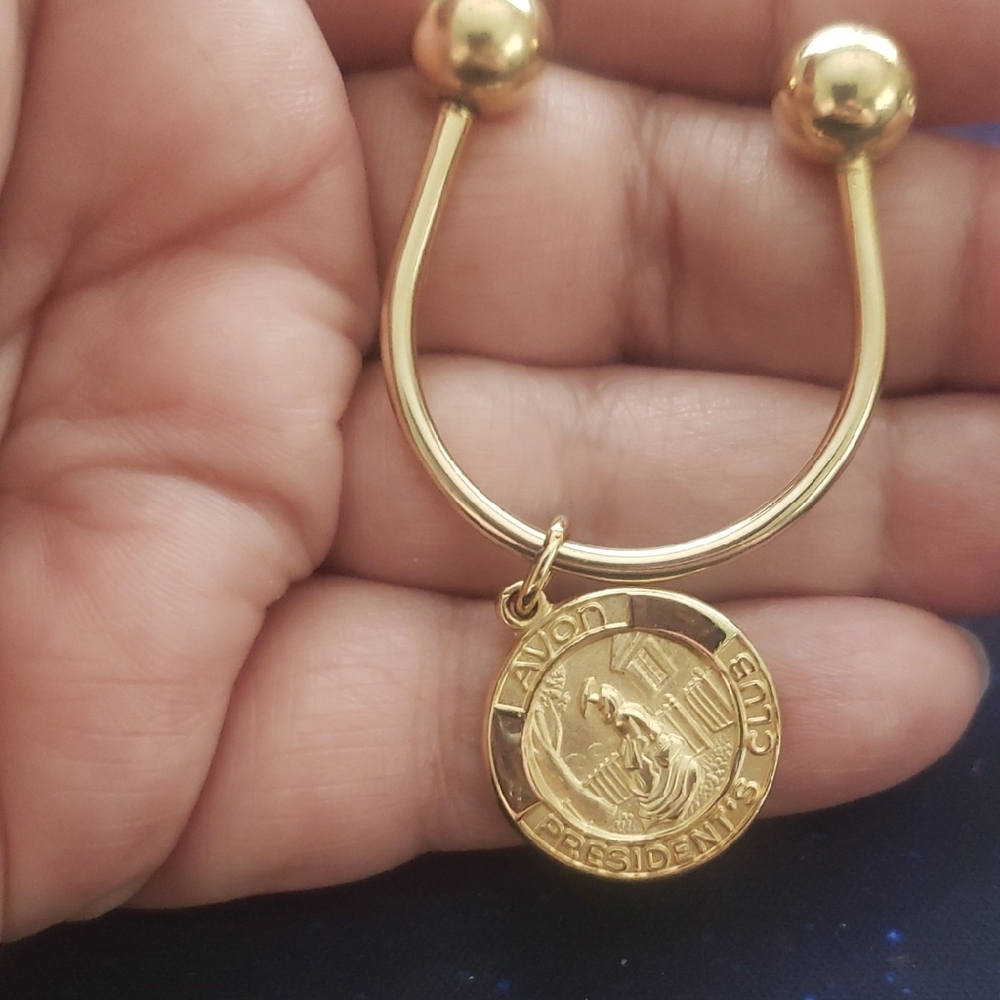 Vintage 1984 AVON Presidents's Club Keychain